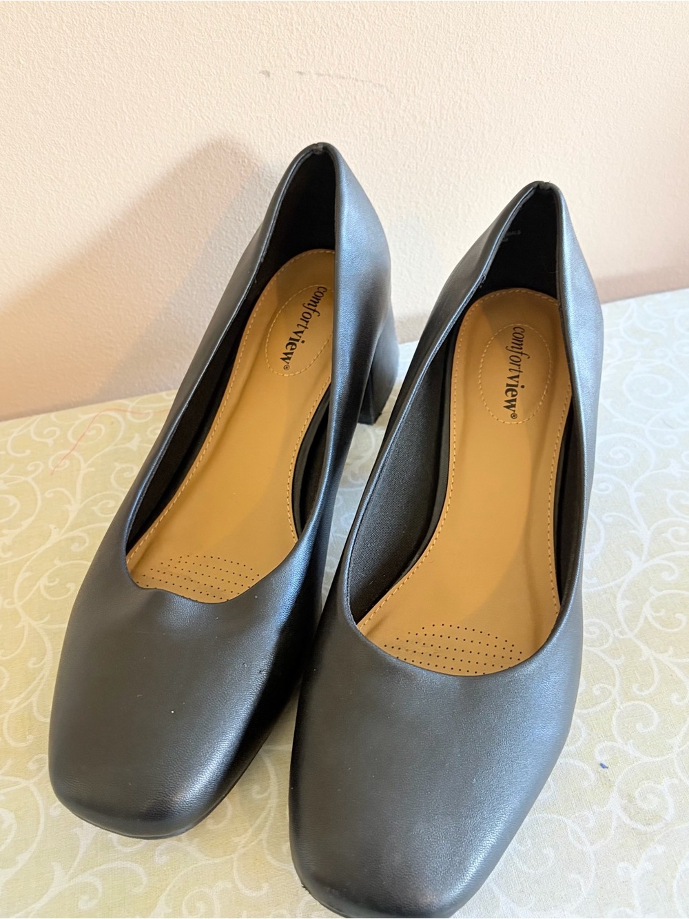 comfortview Black Low Block Heel Square Toe Pumps